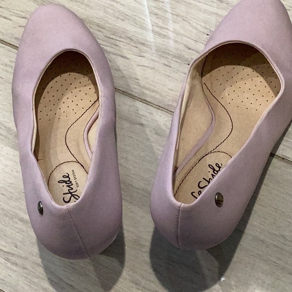 Life Stride Women's Purple Pumps - Picture 3 of 4
